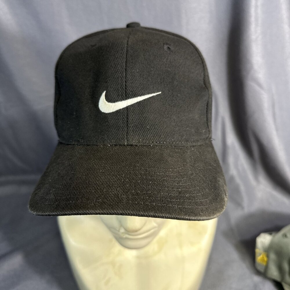 Vintage 90s Nike Swoosh Black Baseball Hat Made in Taiwan Adjustable‎ Cap Y2K